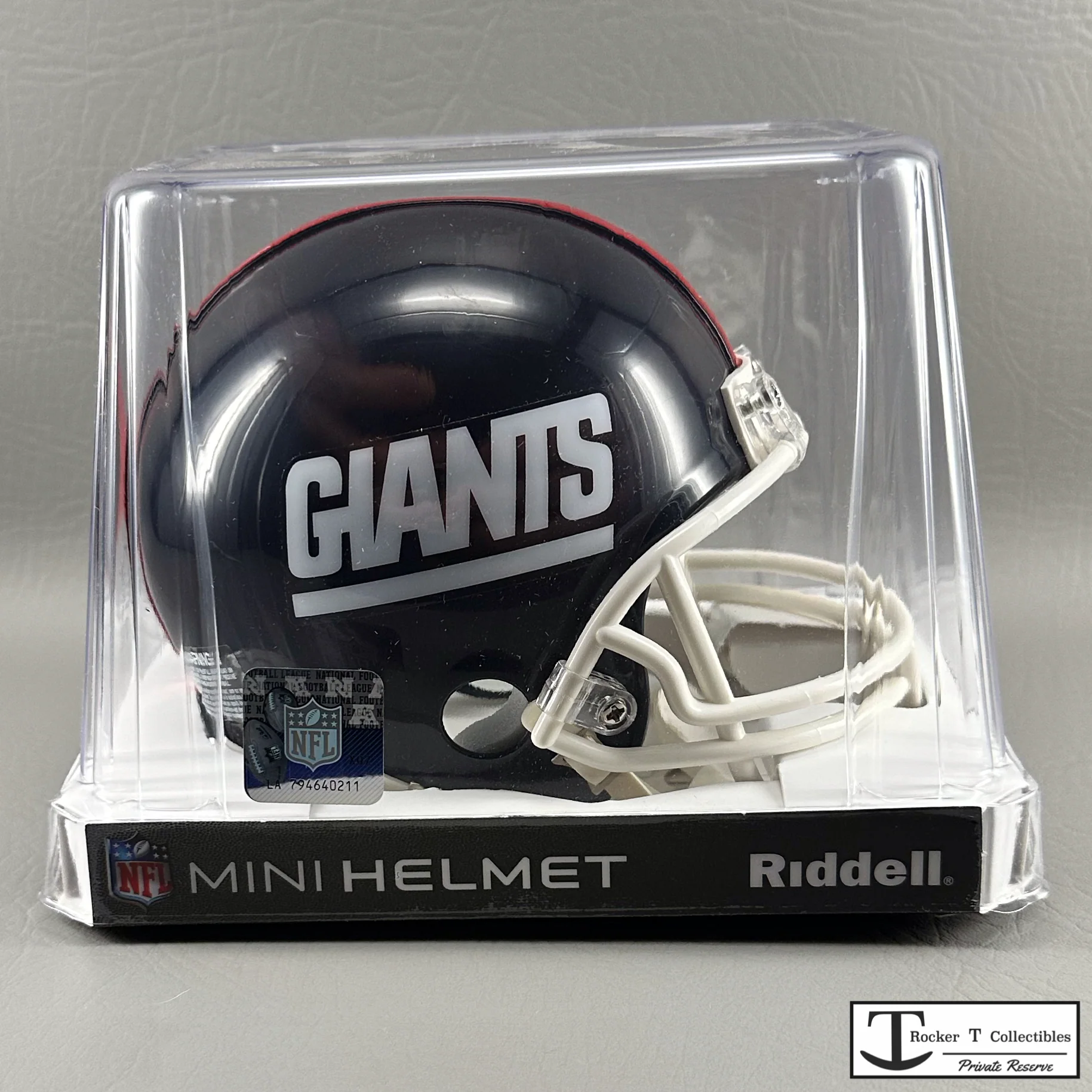 Riddell New York Giants 1981-1999 Throwback VSR4 Mini Helmet